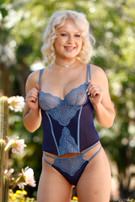 Newcomer Annaleigh Shows Off Skills picture 2